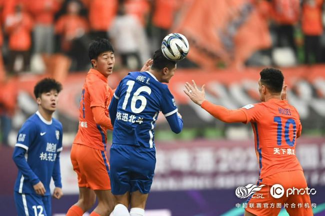 公交车被脱了内裤进入动漫
